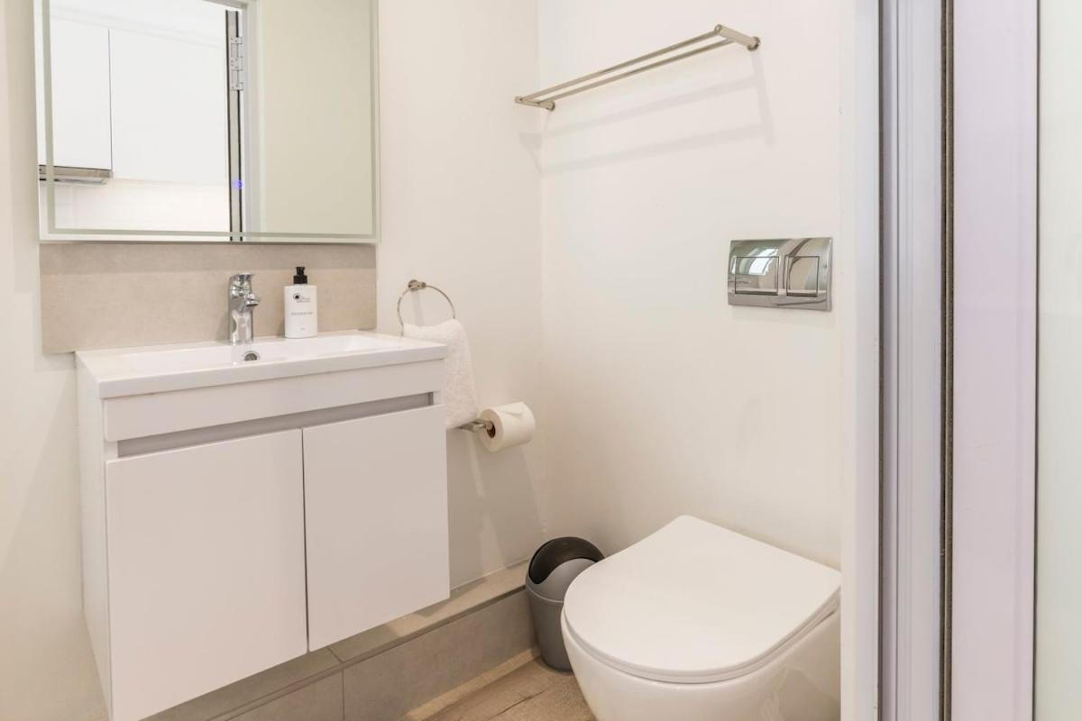 Contemporary 2-bed With Parking Appartement Le Cap