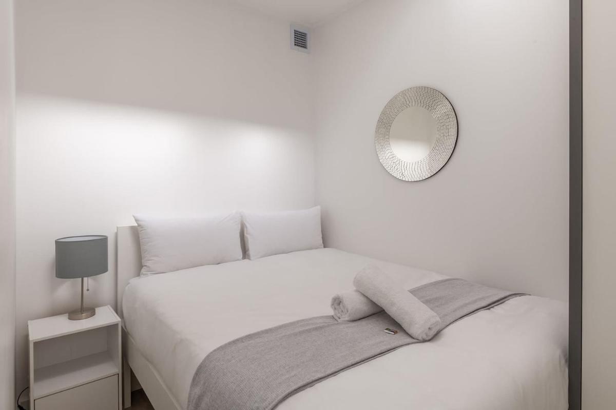 Appartement Contemporary 2-bed With Parking